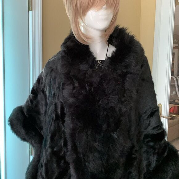 Caracilua OS women's luxury faux fur jacket/wrap/cape/shawl for wedding party - Picture 10 of 11